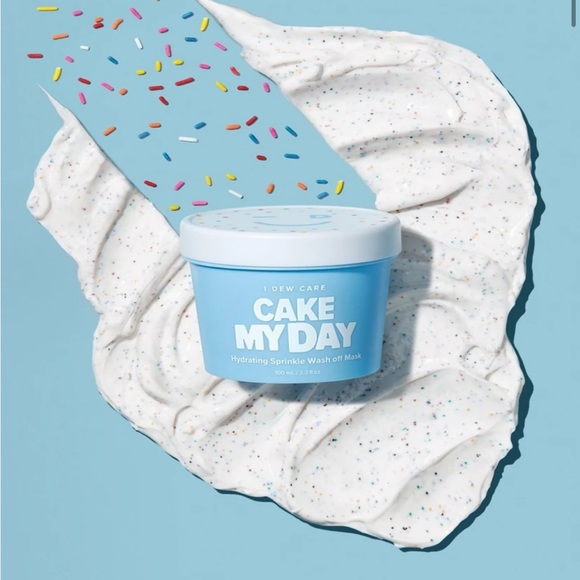 🍃Pick 3/$21- I Dew Care “Cake My Day” Hydrating Face Mask - Picture 2 of 3